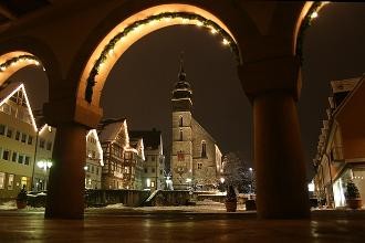 Marktplatz in Weihnachtsbeleuchtung Quellenangabe - Bildarchiv Stadt Böblingen