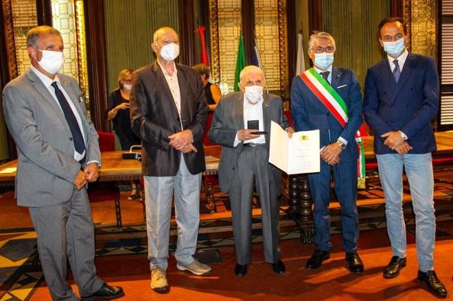 Medaglia_Staufer_Giovanni_Bressano_09_2021_GDivino (800x600.jpg Medaglia_Staufer_Giovanni_Bressano_09_2021_GDivino (800x600.jpg