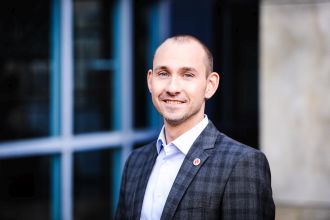 Oberbürgermeister Dr. Stefan Belz Bild 1