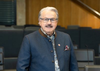 Portrait Hans-Dieter Schühle Portrait Hans-Dieter Schühle