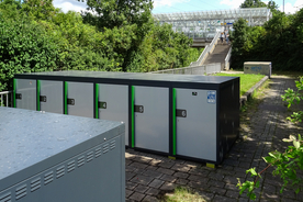 © ADFC Böblingen-Sindelfingen, 12 neue Boxen stehen auf der Südseite der S-Bahn-Station Goldberg © ADFC Böblingen-Sindelfingen, 12 neue Boxen stehen auf der Südseite der S-Bahn-Station Goldberg