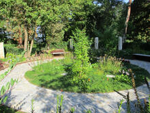 Bepflanzung auf dem Friedhof Bepflanzung auf dem Friedhof